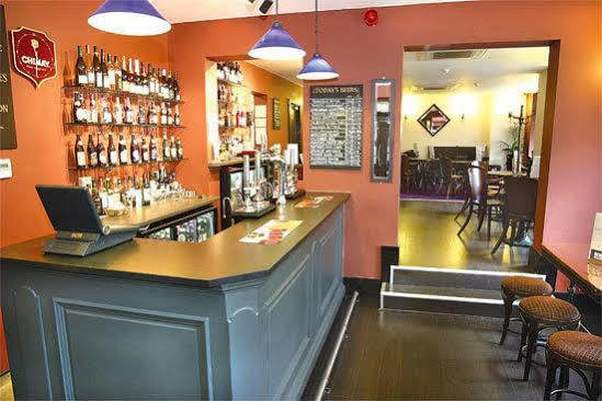 The Mitre Inn Knaresborough Esterno foto