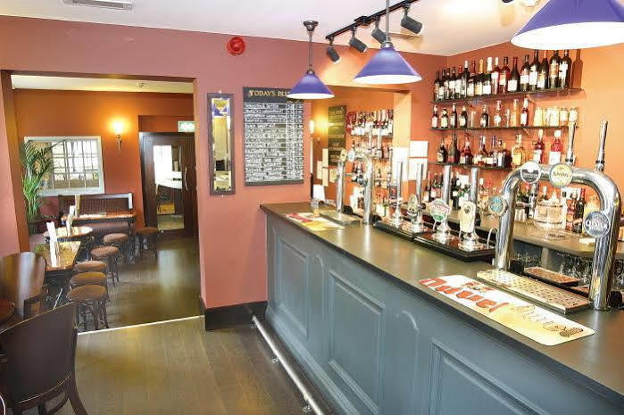 The Mitre Inn Knaresborough Esterno foto