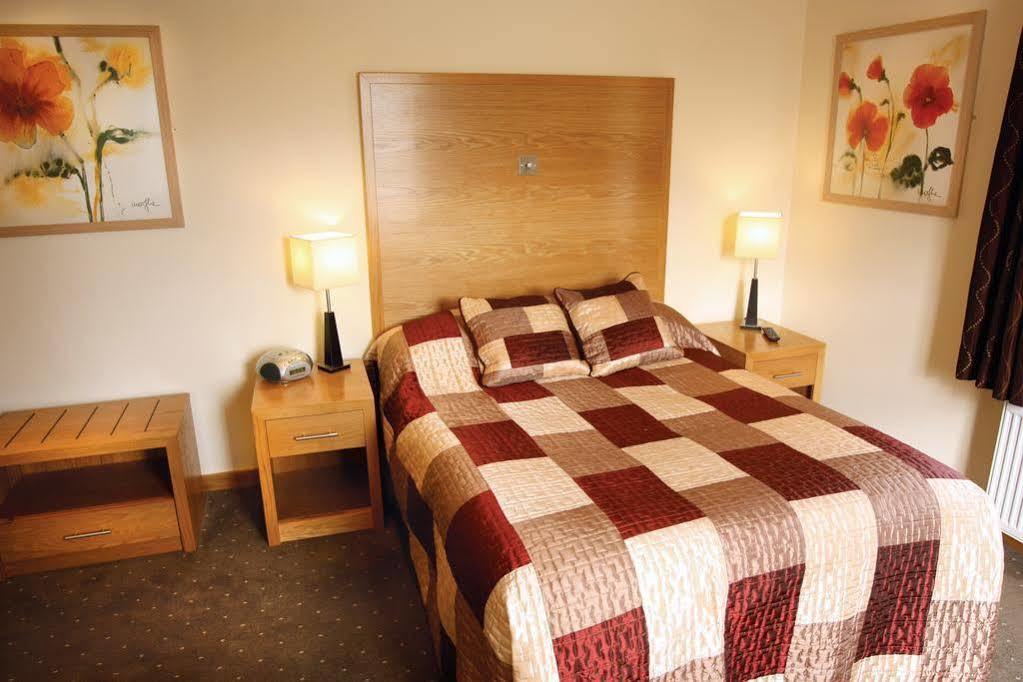 The Mitre Inn Knaresborough Esterno foto